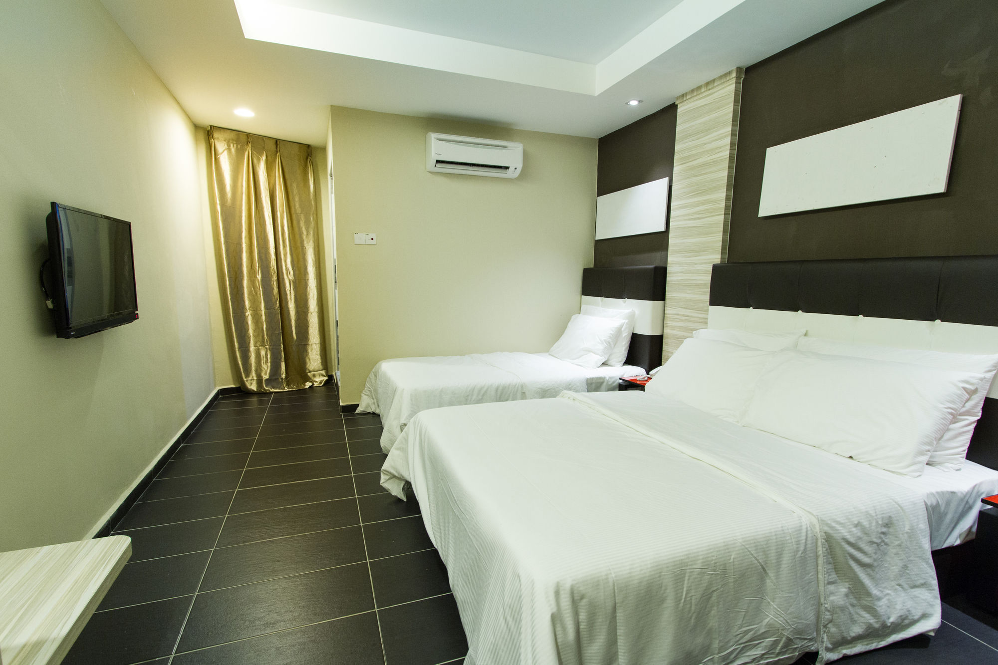 Js Hotel Johor Bahru Eksteriør bilde